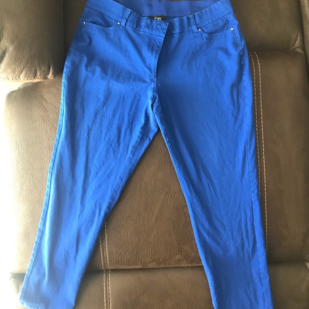 Cropped stretch jeans
